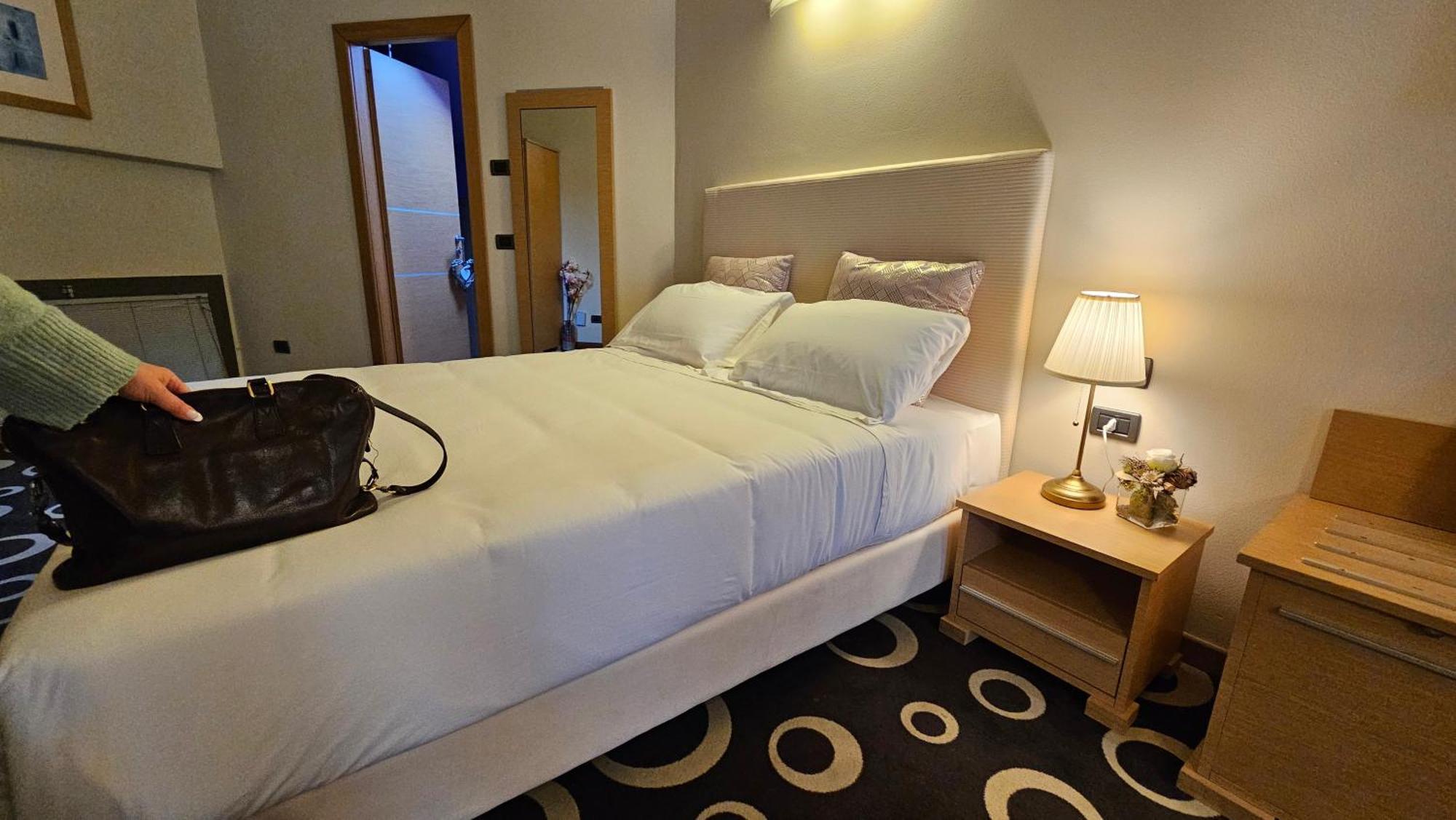 iH Hotels Firenze Select Executive Residence Exterior foto